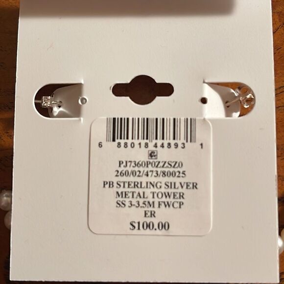 NWT GIANI BERNINIFreshwater Pearl (3 - 3-1/2mm) Hoop Earrings in Sterling Silver - Picture 3 of 3